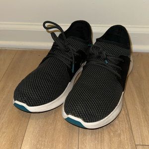 Vessi Everyday Classic Knit Waterproof sneaker size 10